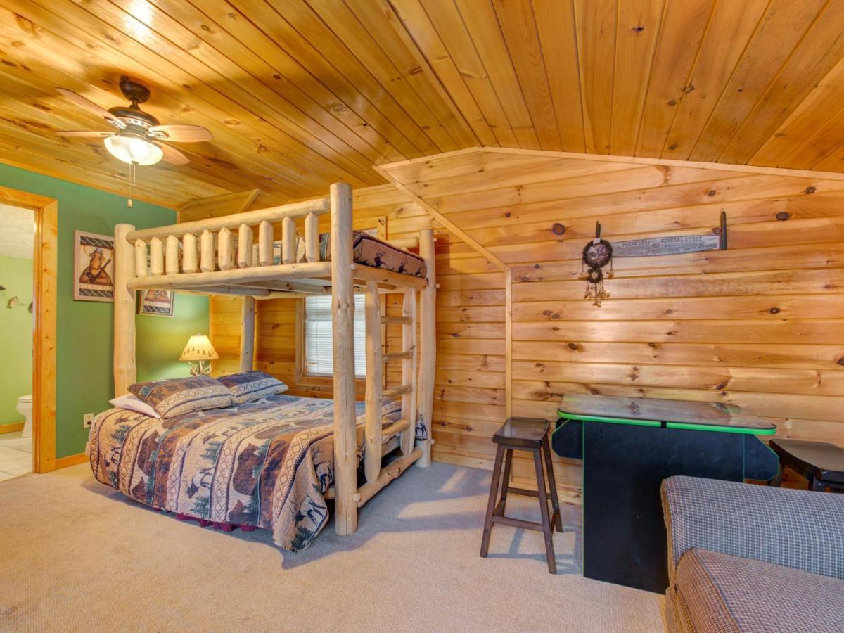 Dew South, 2 Bedrooms, Sleeps 8, Views, Arcade, Hot Tub, Pet Friendly Gatlinburg Buitenkant foto